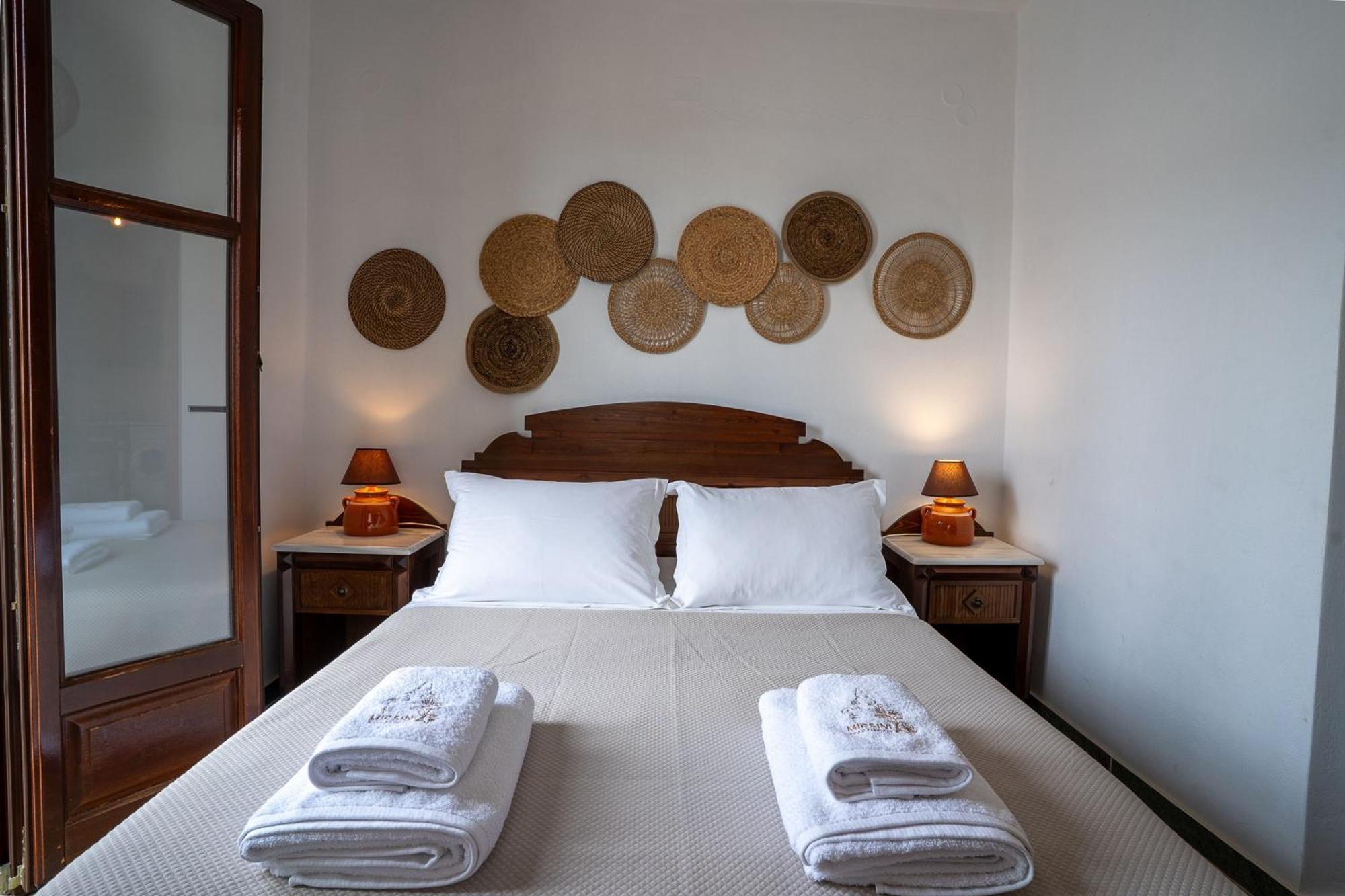 Mirsini Apartments In Sifnos Vathi  Bagian luar foto