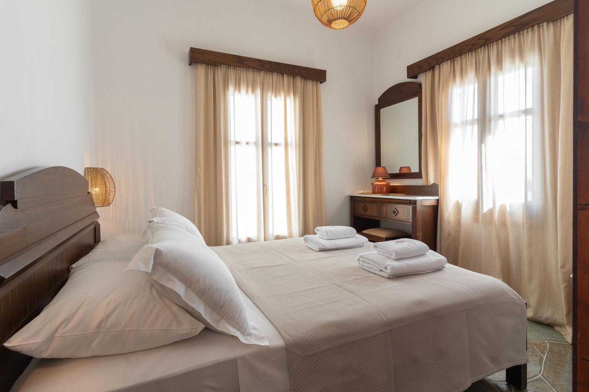 Mirsini Apartments In Sifnos Vathi  Bagian luar foto