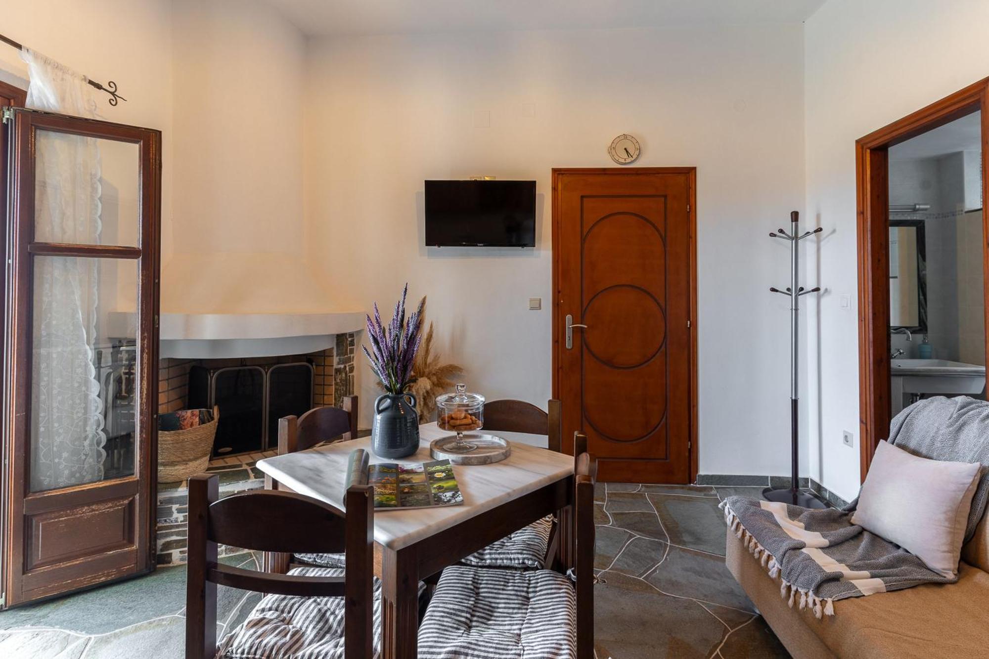 Mirsini Apartments In Sifnos Vathi  Bagian luar foto