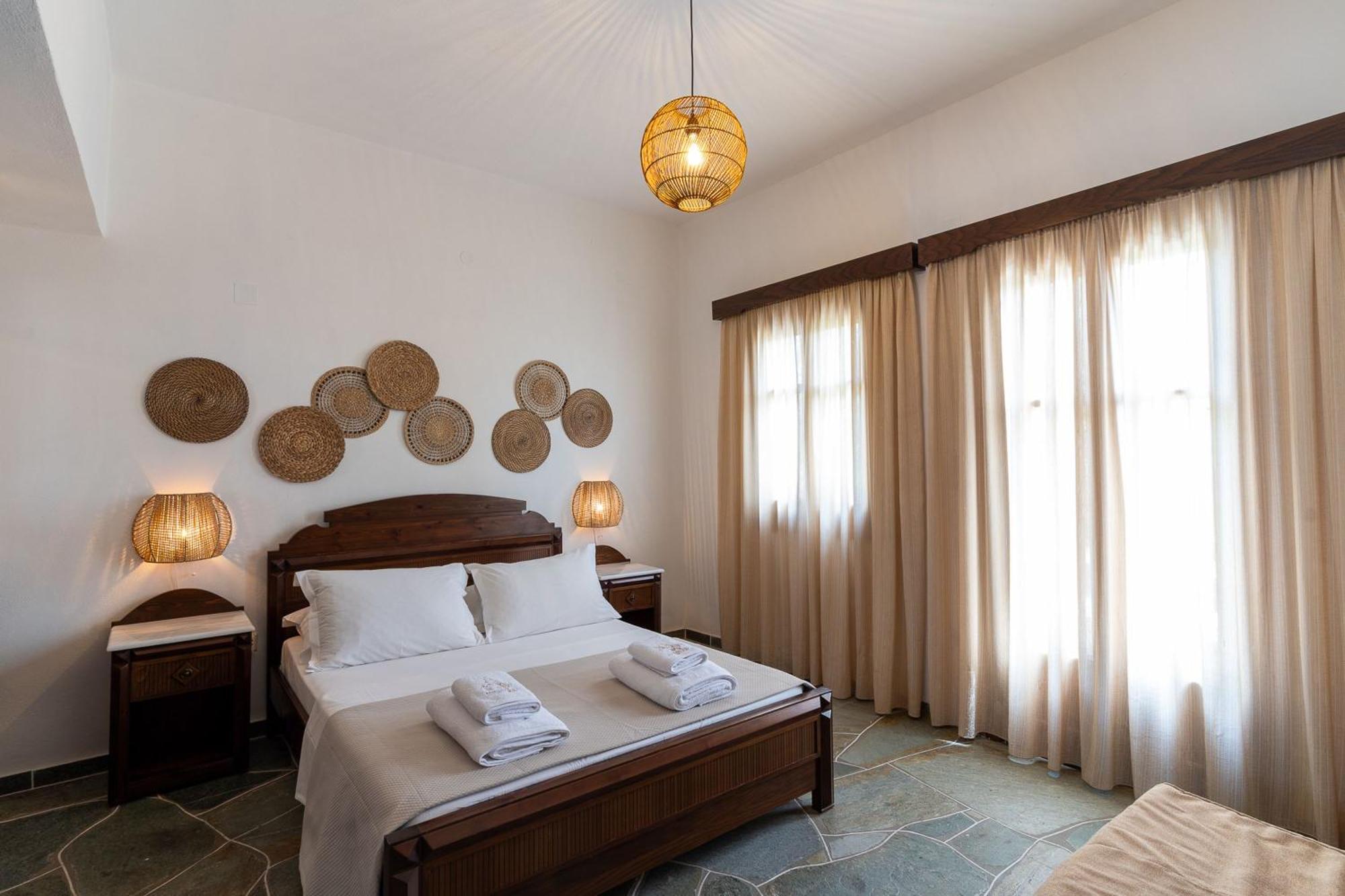 Mirsini Apartments In Sifnos Vathi  Bagian luar foto